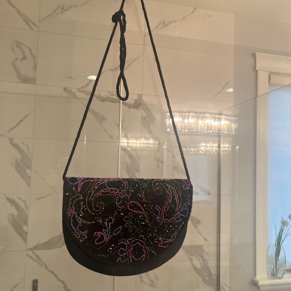 Vintage nicer 🧡quality gala evening bag black satin with jewel tone beading🖤💚 - Picture 1 of 16